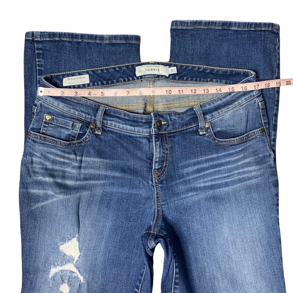Torrid Distressed Relaxed Boot Cut Jeans Size 14 - Picture 3 of 6